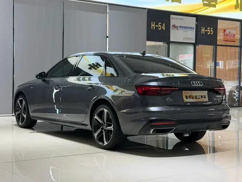 2024 Audi A4L 40 TFSI quattro RS Package (Sports Edition) — миниатюра 3