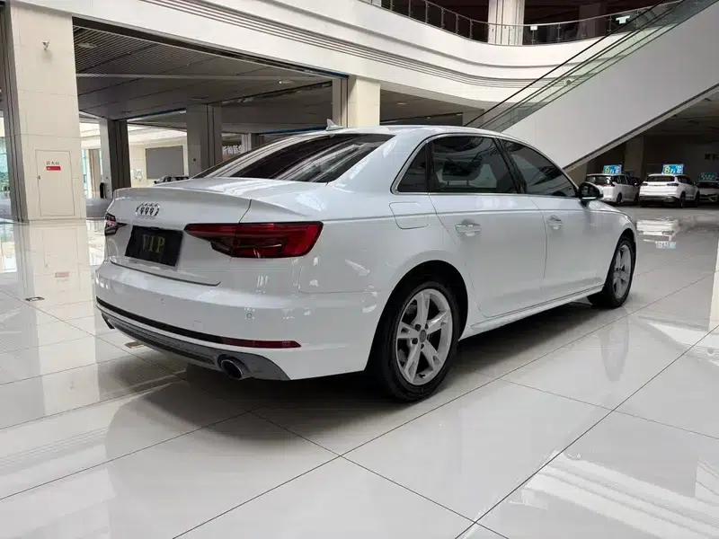 Audi A4L 2017 40 TFSI Fashion Edition — миниатюра 6