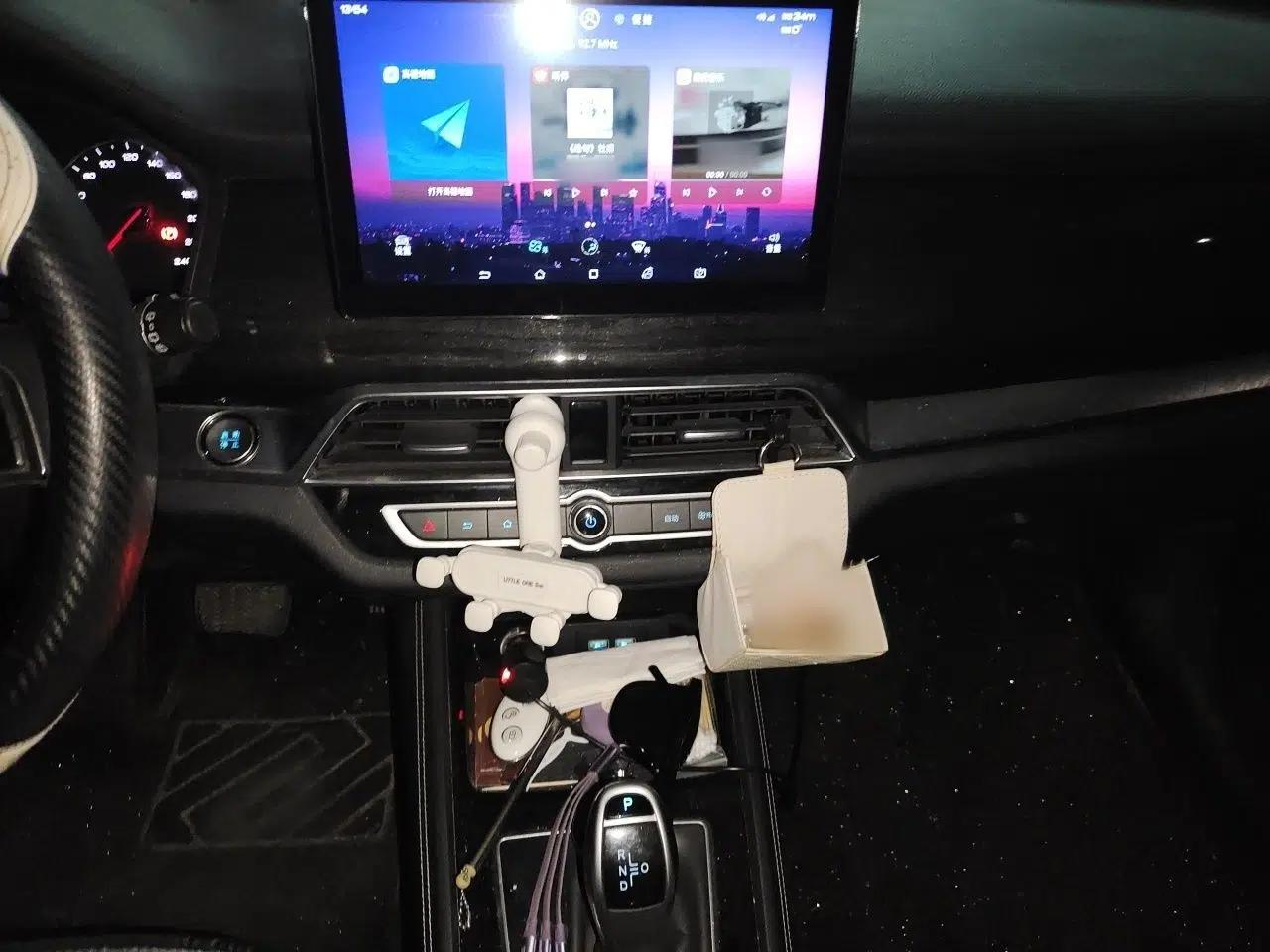 BYD Song 2021 Classic Edition 1.5T Automatic Luxury Model — миниатюра 13