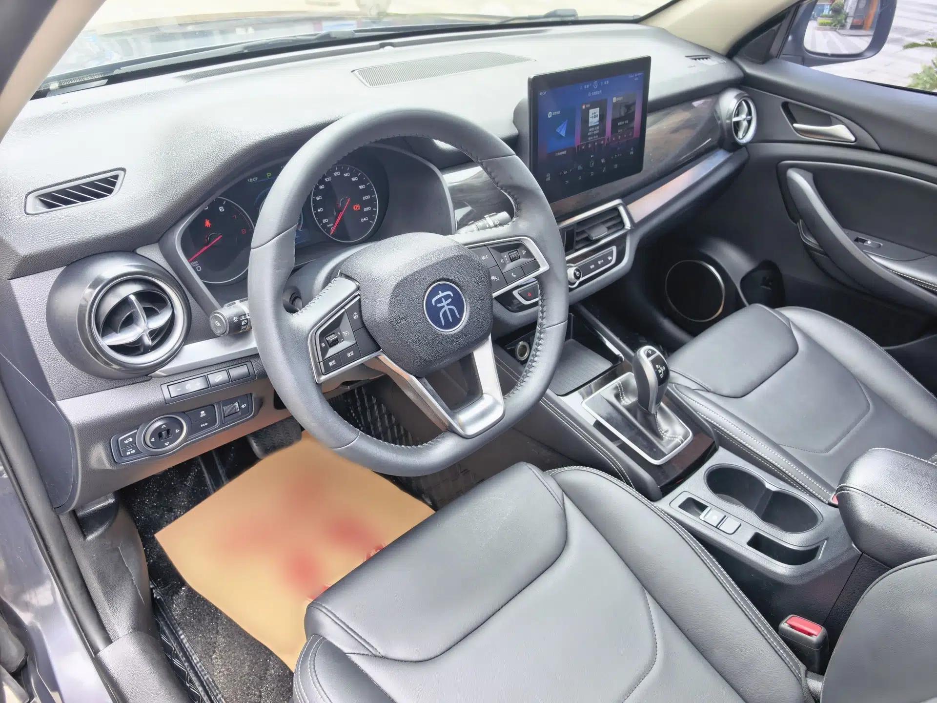 BYD Song 2021 Classic Edition 1.5T Automatic Luxury Model — миниатюра 20