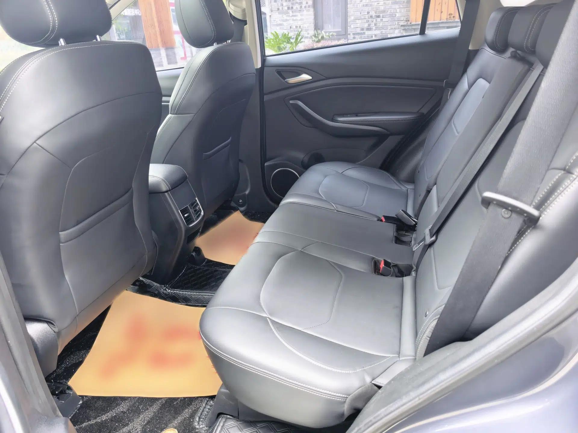 BYD Song 2021 Classic Edition 1.5T Automatic Luxury Model — миниатюра 22