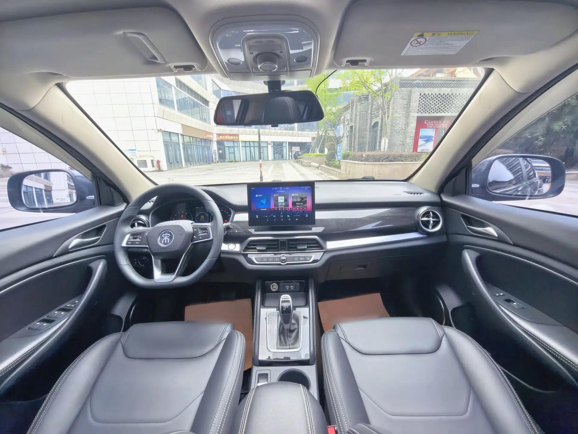 BYD Song 2021 Classic Edition 1.5T Automatic Luxury Model — миниатюра 28