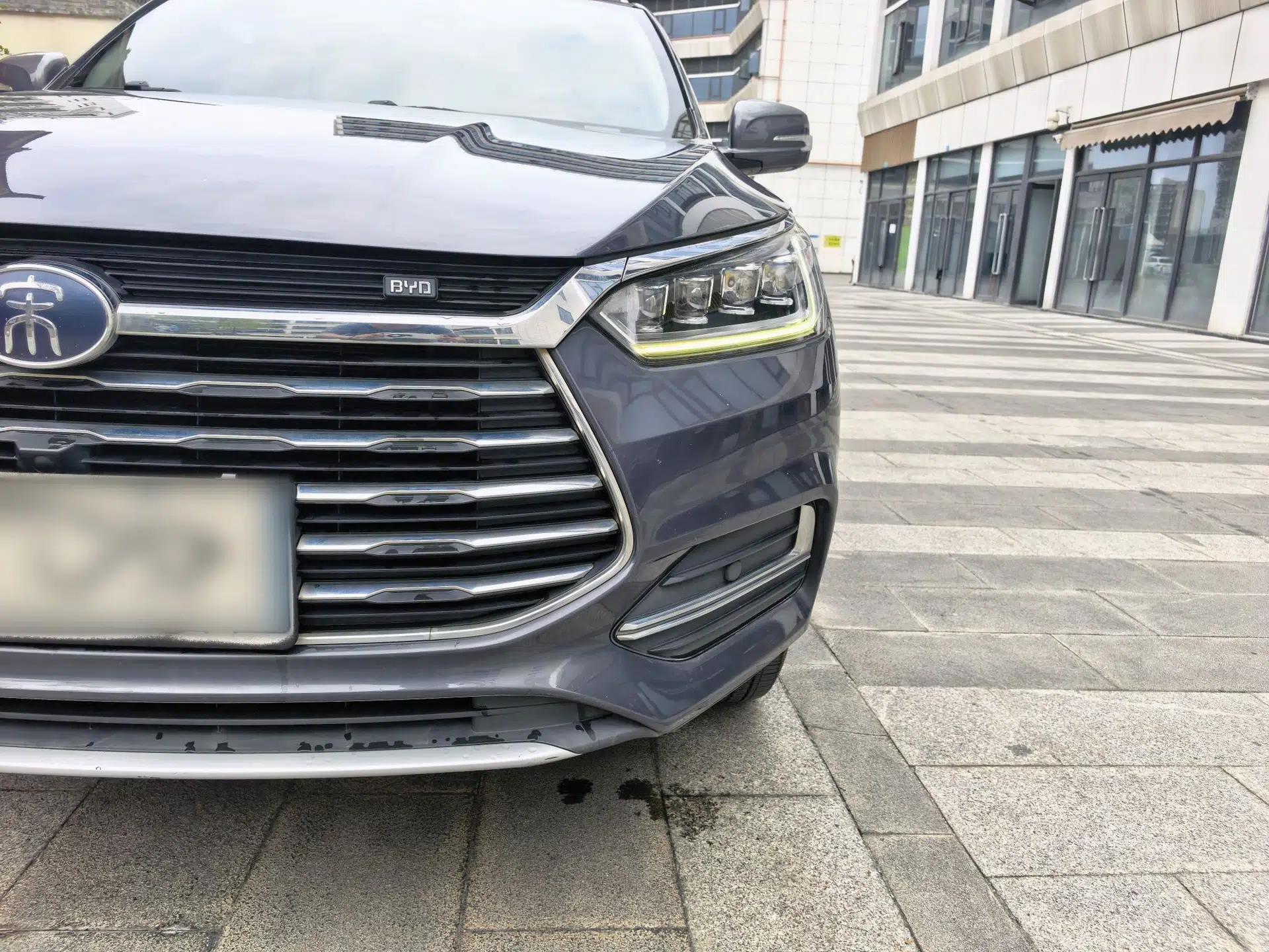 BYD Song 2021 Classic Edition 1.5T Automatic Luxury Model — миниатюра 7