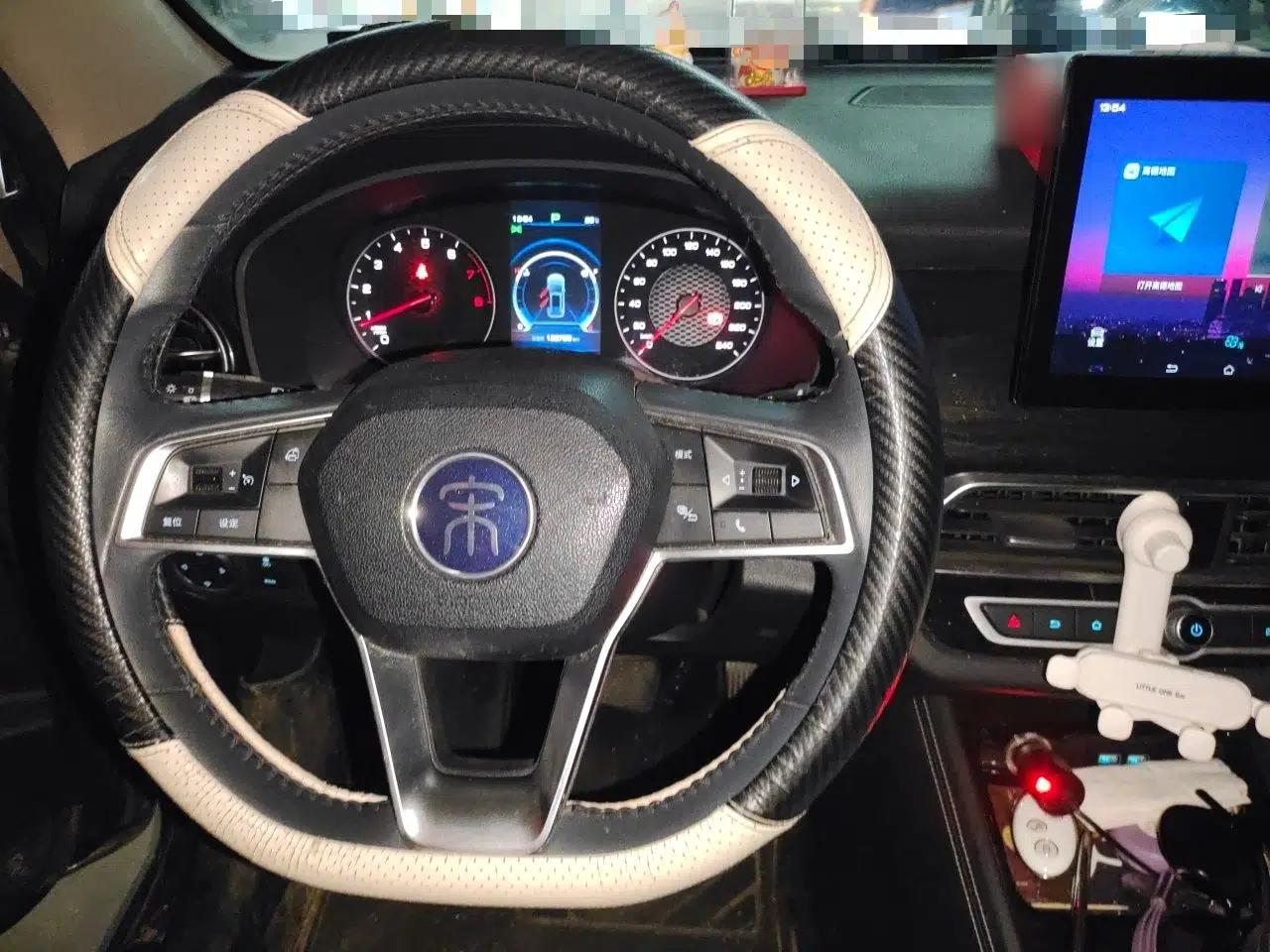 BYD Song 2021 Classic Edition 1.5T Automatic Luxury Model — миниатюра 10