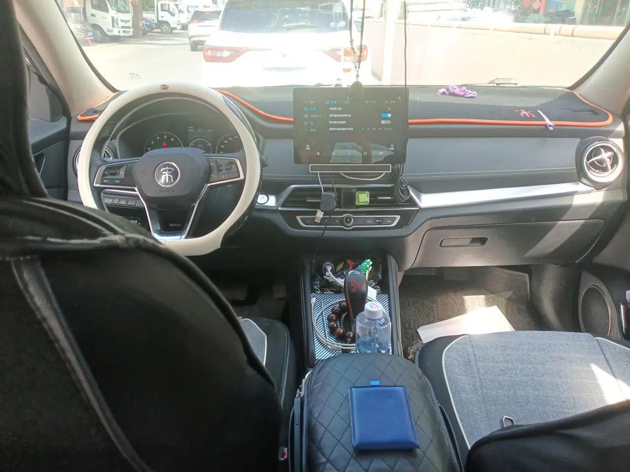 BYD Song 2020 Classic Edition 1.5T Automatic Elite Model — миниатюра 9