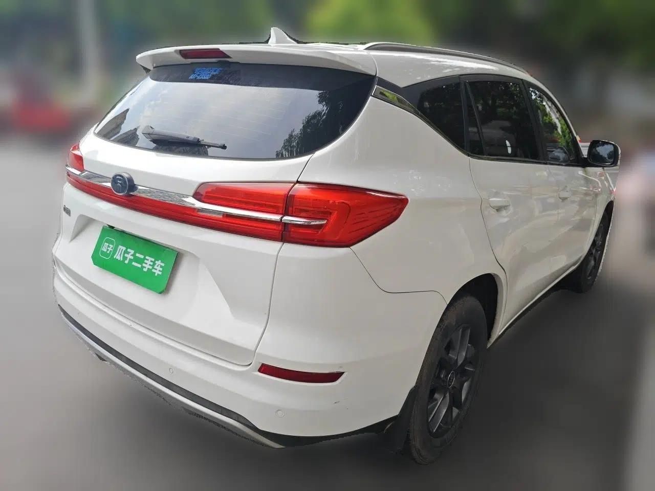 BYD Song 2020 Classic Edition 1.5T Automatic Elite Model — миниатюра 6