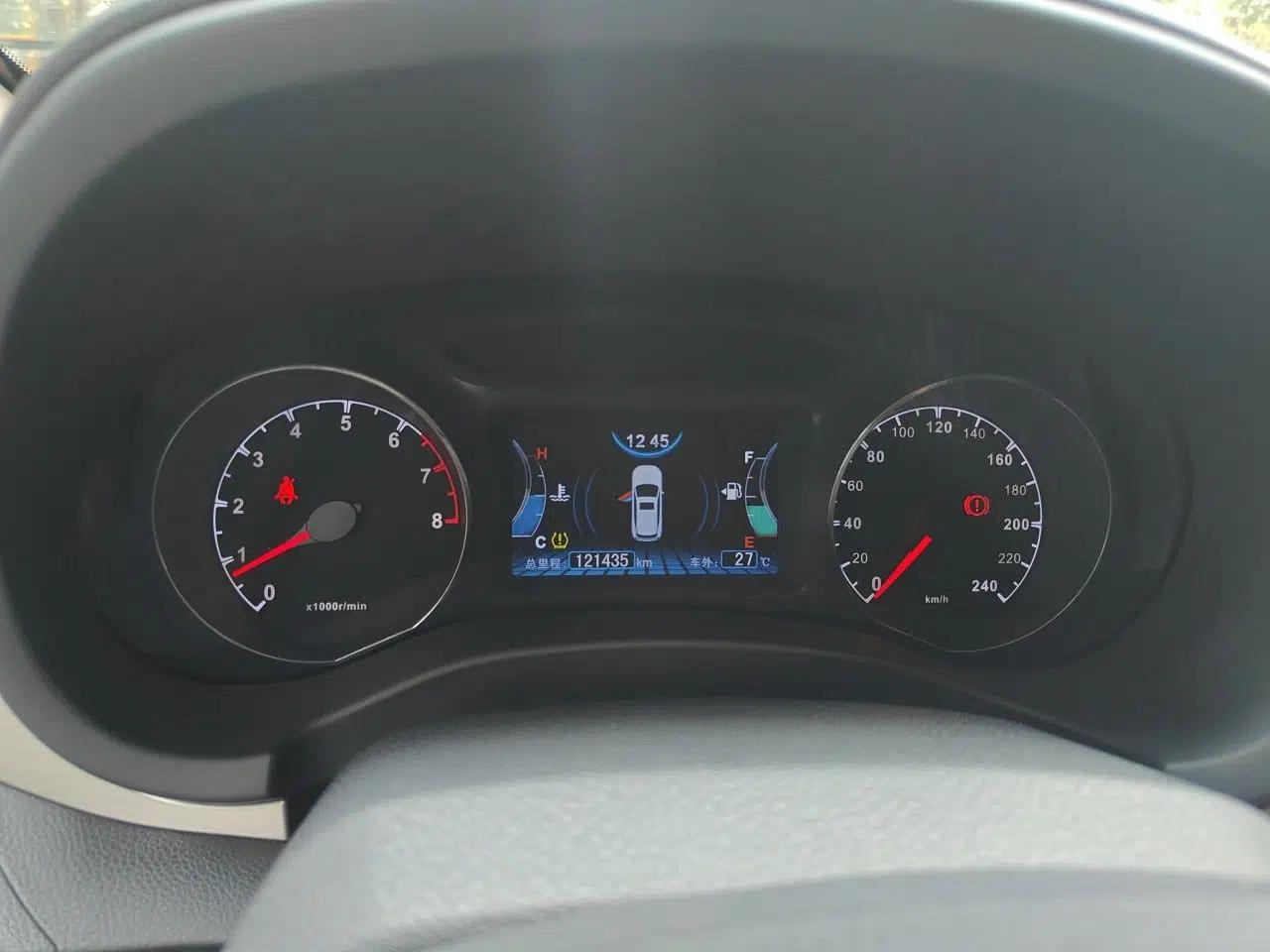 BYD Song 2016 1.5TI Manual Luxury Model — миниатюра 11