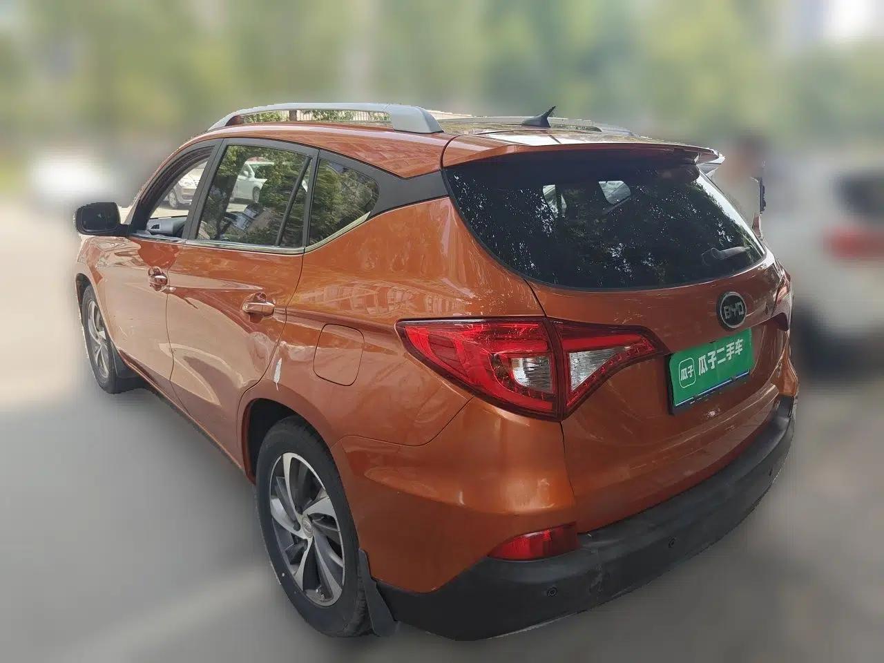 BYD Song 2016 1.5TI Manual Luxury Model — миниатюра 4