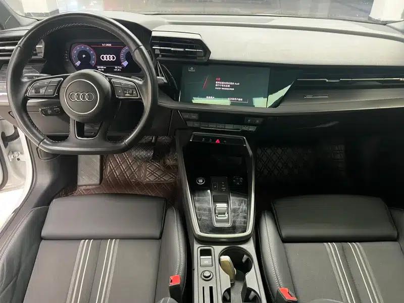 Audi A3 2022 Sportback 35 TFSI Fashion Sport — миниатюра 13