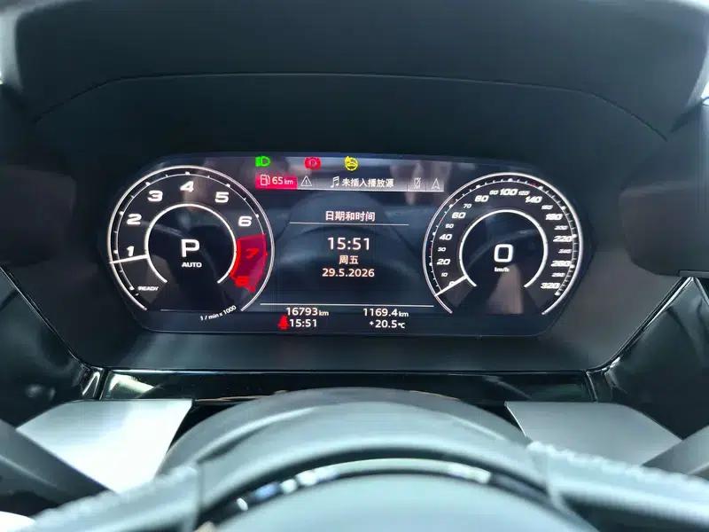 Audi A3 2023 Facelift A3L Limousine 35 TFSI Luxury Sport — миниатюра 16