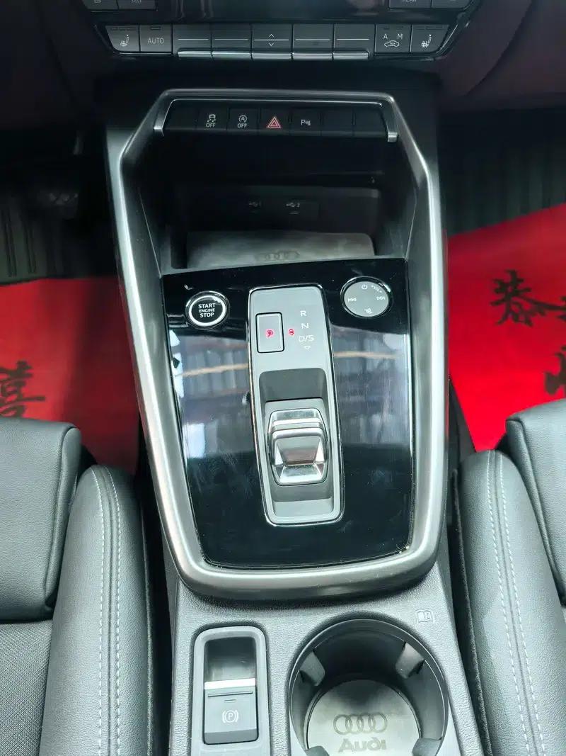 Audi A3 2023 Facelift A3L Limousine 35 TFSI Luxury Sport — миниатюра 17