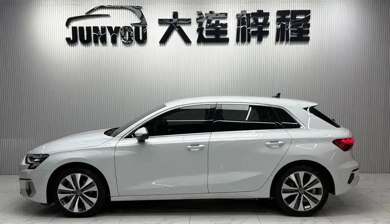 Audi A3 2022 Sportback 35 TFSI Progressive Sport — миниатюра 4