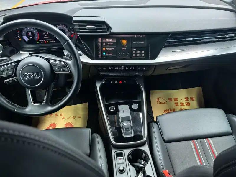 Audi A3 2023 Sportback 35 TFSI Fashion Sport — миниатюра 11