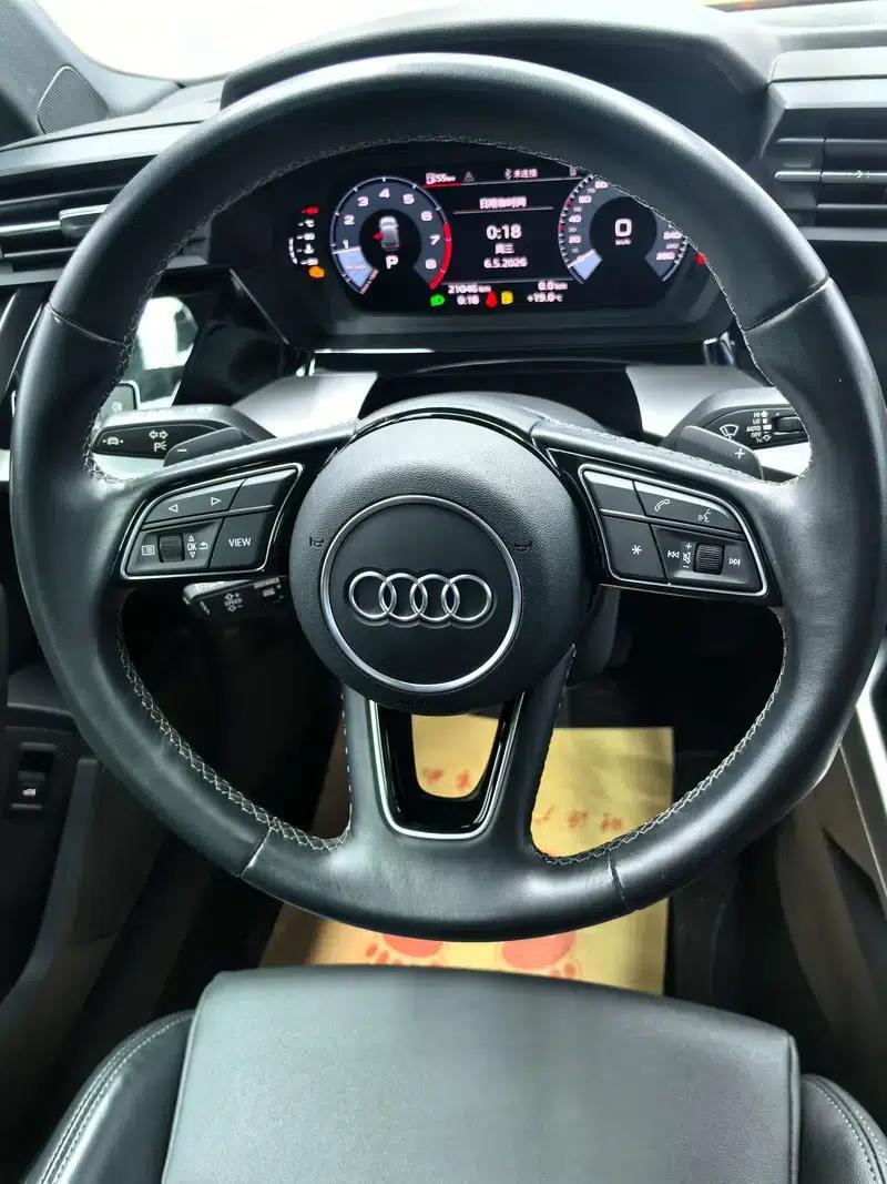 Audi A3 2023 Sportback 35 TFSI Fashion Sport — миниатюра 17