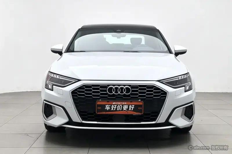 Audi A3 2021 A3L Limousine 35 TFSI Fashionable Elegant Model — миниатюра 2