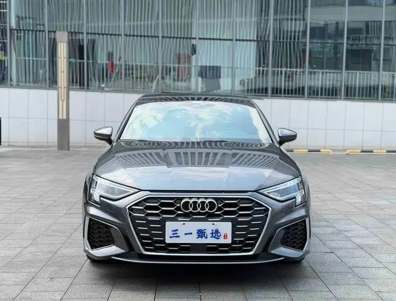 Audi A3 2022 Sportback 35 TFSI Fashion Sport — миниатюра 2