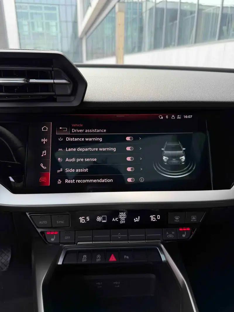 Audi A3 2022 Sportback 35 TFSI Fashion Sport — миниатюра 12