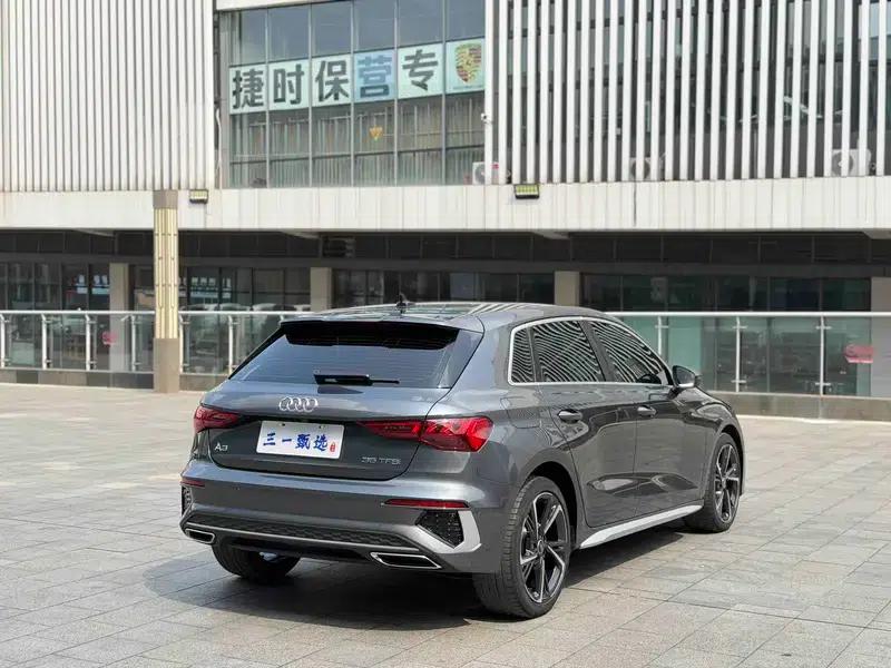 Audi A3 2022 Sportback 35 TFSI Fashion Sport — миниатюра 6