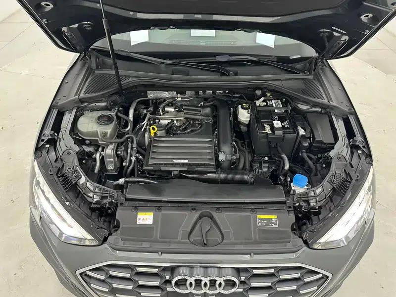Audi A3 2021 Sportback 35 TFSI Progressive Sport — миниатюра 8