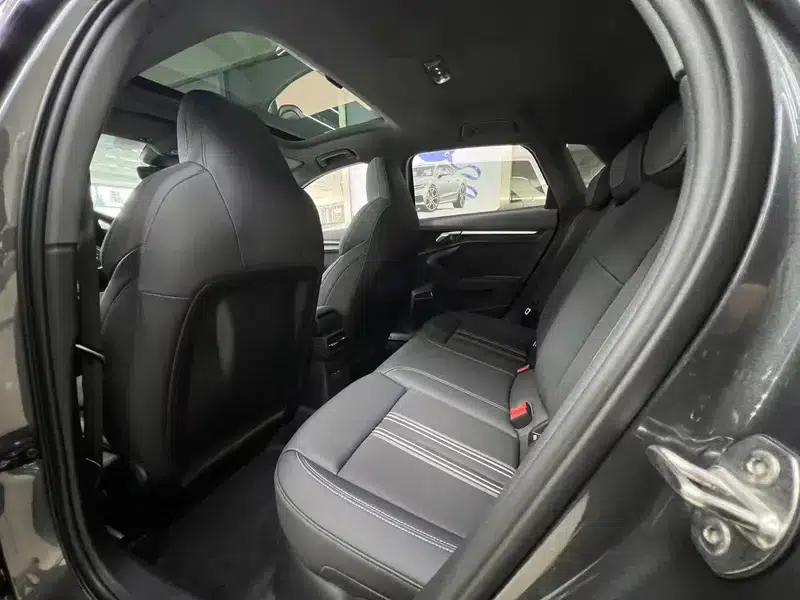 Audi A3 2023 Facelift Sportback 35 TFSI Fashion Sporty Model — миниатюра 22