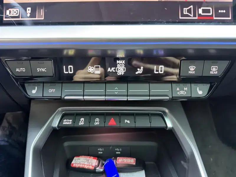Audi A3 2023 Facelift A3L Limousine 35 TFSI Sporty Edition — миниатюра 12