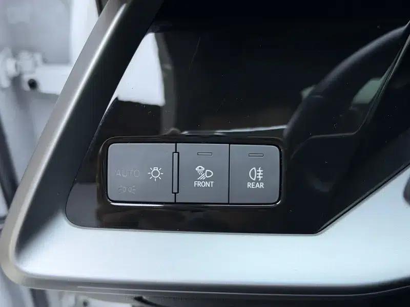 Audi A3 2023 Facelift A3L Limousine 35 TFSI Sporty Edition — миниатюра 14