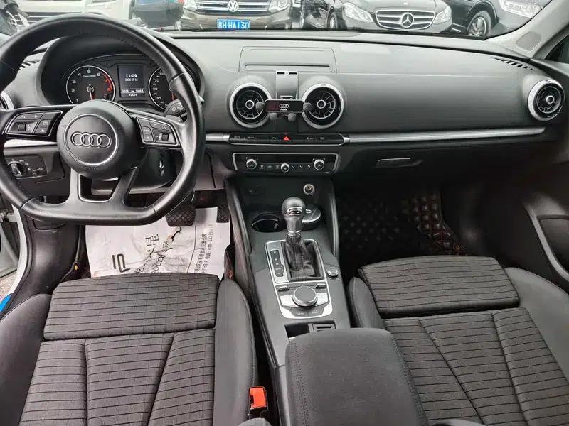 Audi A3 2017 Sportback 35 TFSI Sport — миниатюра 5