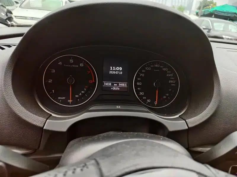 Audi A3 2017 Sportback 35 TFSI Sport — миниатюра 6