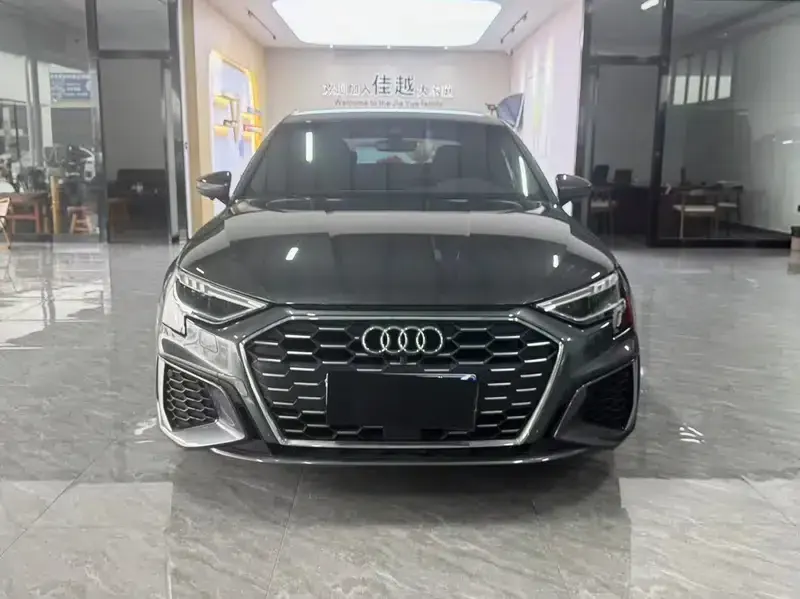 Audi A3 2021 A3L Limousine 35 TFSI Enjoy Life Edition — миниатюра 2