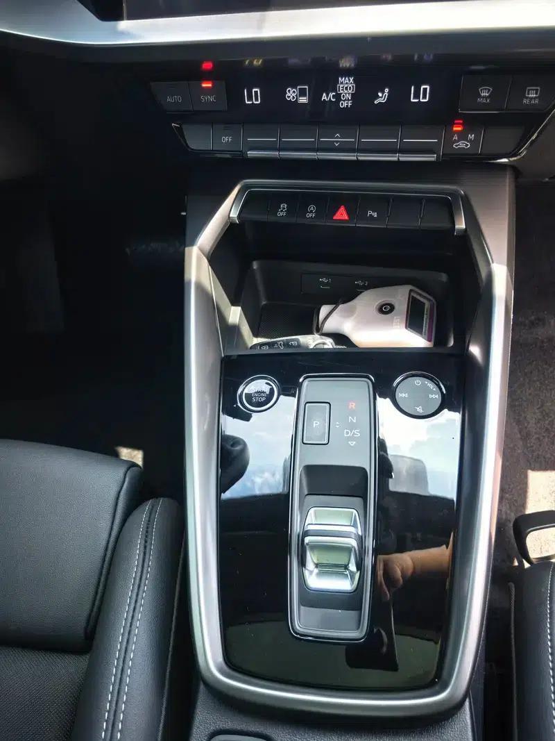 Audi A3 2023 Facelift A3L Limousine 35 TFSI Sporty Edition — миниатюра 18