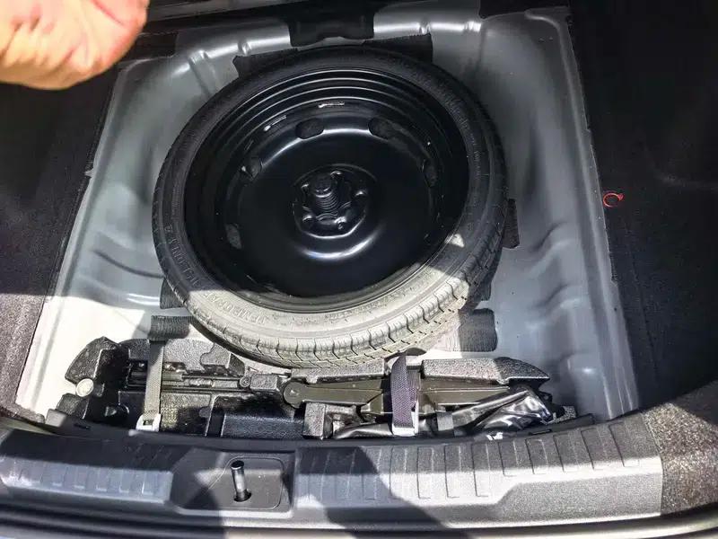 Audi A3 2023 Facelift A3L Limousine 35 TFSI Sporty Edition — миниатюра 9