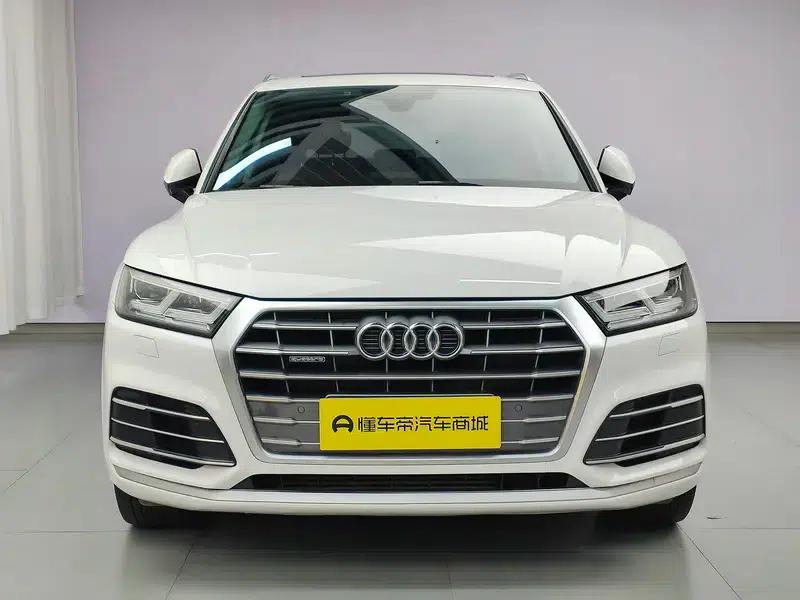 Audi Q5L 2020 Facelift 40 TFSI Luxury Fashion Edition — миниатюра 2