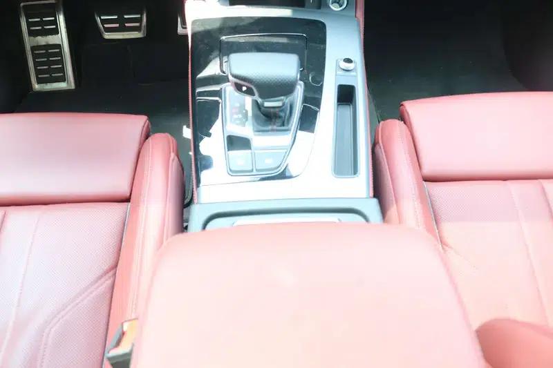 Audi Q5L 2025 quattro 45th Anniversary Edition 40TFSI Luxury Dynamic — миниатюра 11