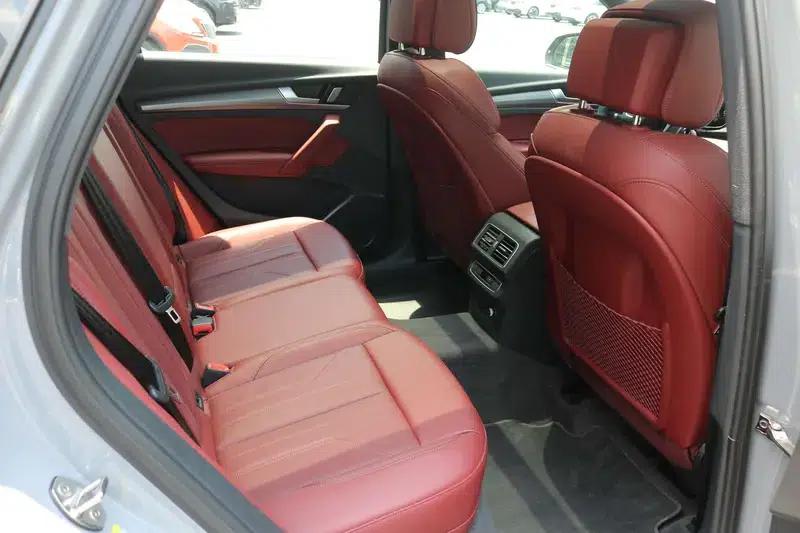 Audi Q5L 2025 quattro 45th Anniversary Edition 40TFSI Luxury Dynamic — миниатюра 16