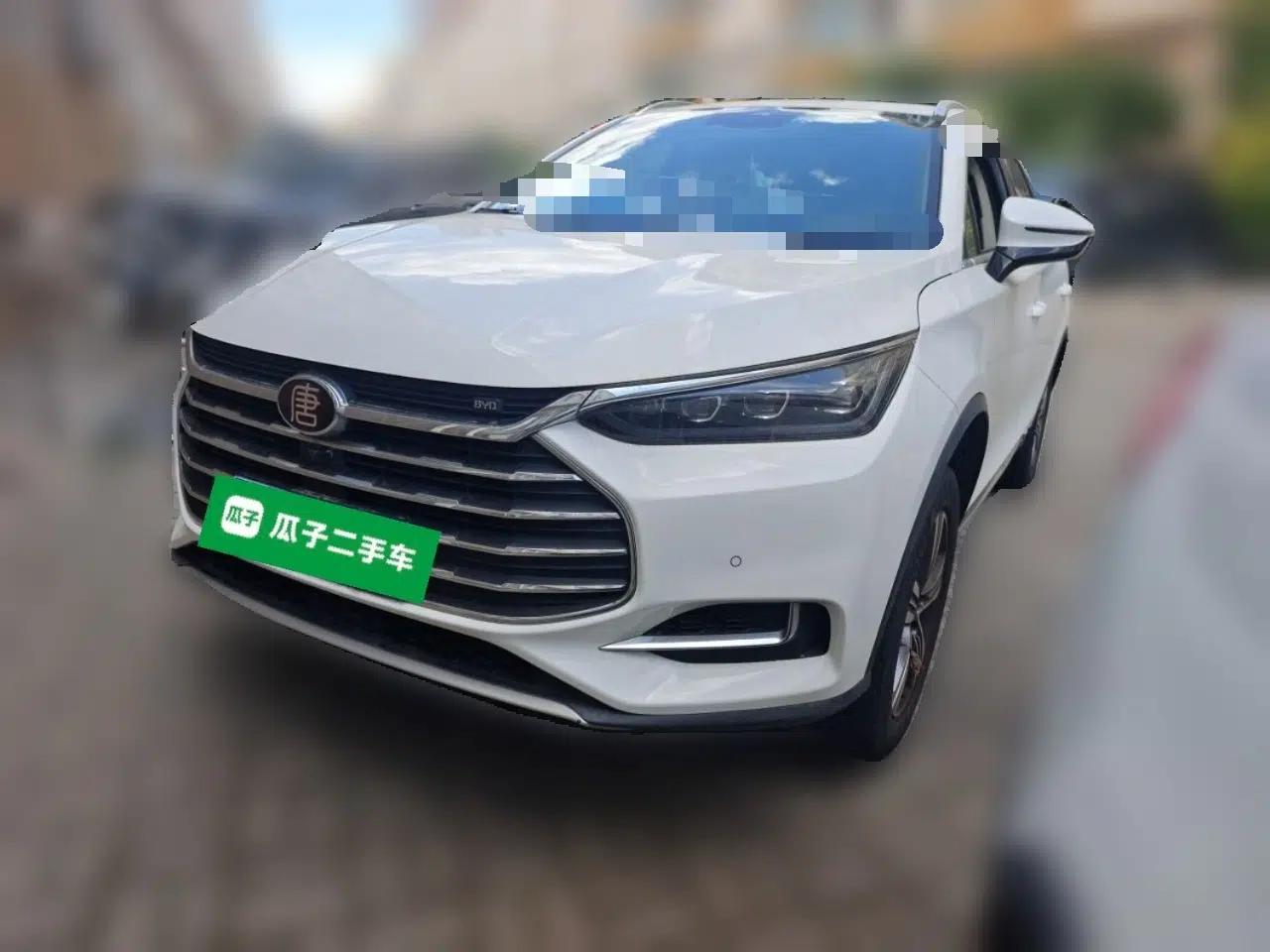 BYD Tang 2018 2.0T Automatic SmartConnect Luxury Edition 5 Seats China V Standard — миниатюра 1