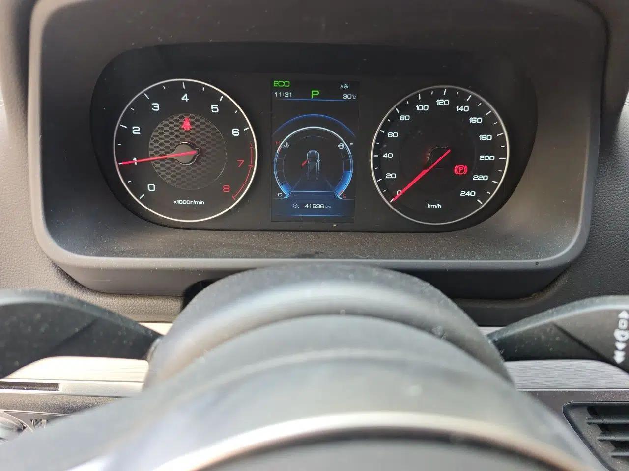 BYD Tang 2018 2.0T Automatic SmartConnect Luxury Edition 5 Seats China V Standard — миниатюра 12