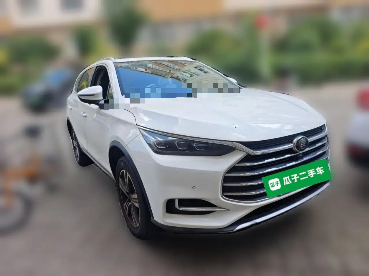 BYD Tang 2018 2.0T Automatic SmartConnect Luxury Edition 5 Seats China V Standard — миниатюра 3