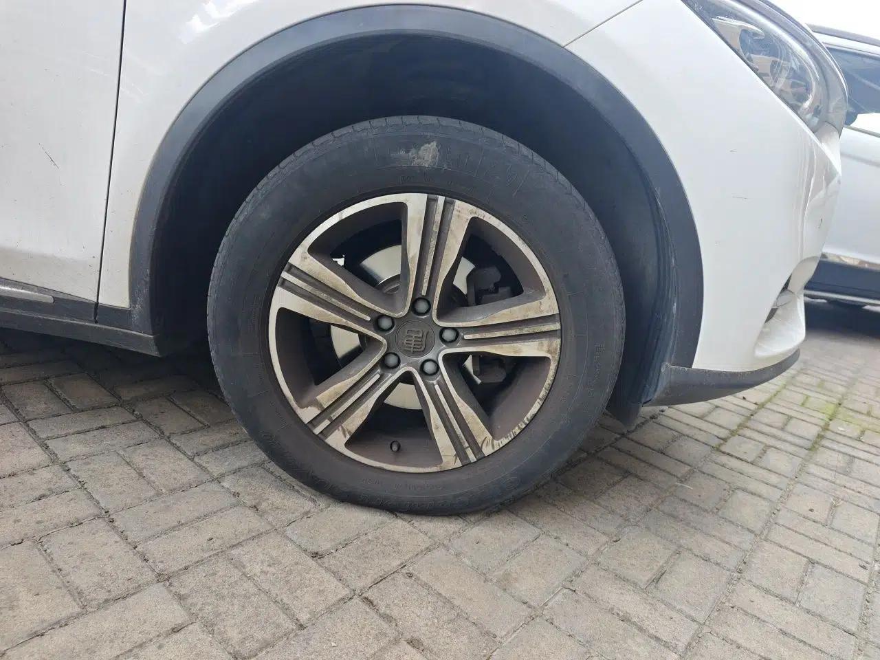 BYD Tang 2018 2.0T Automatic SmartConnect Luxury Edition 5 Seats China V Standard — миниатюра 8