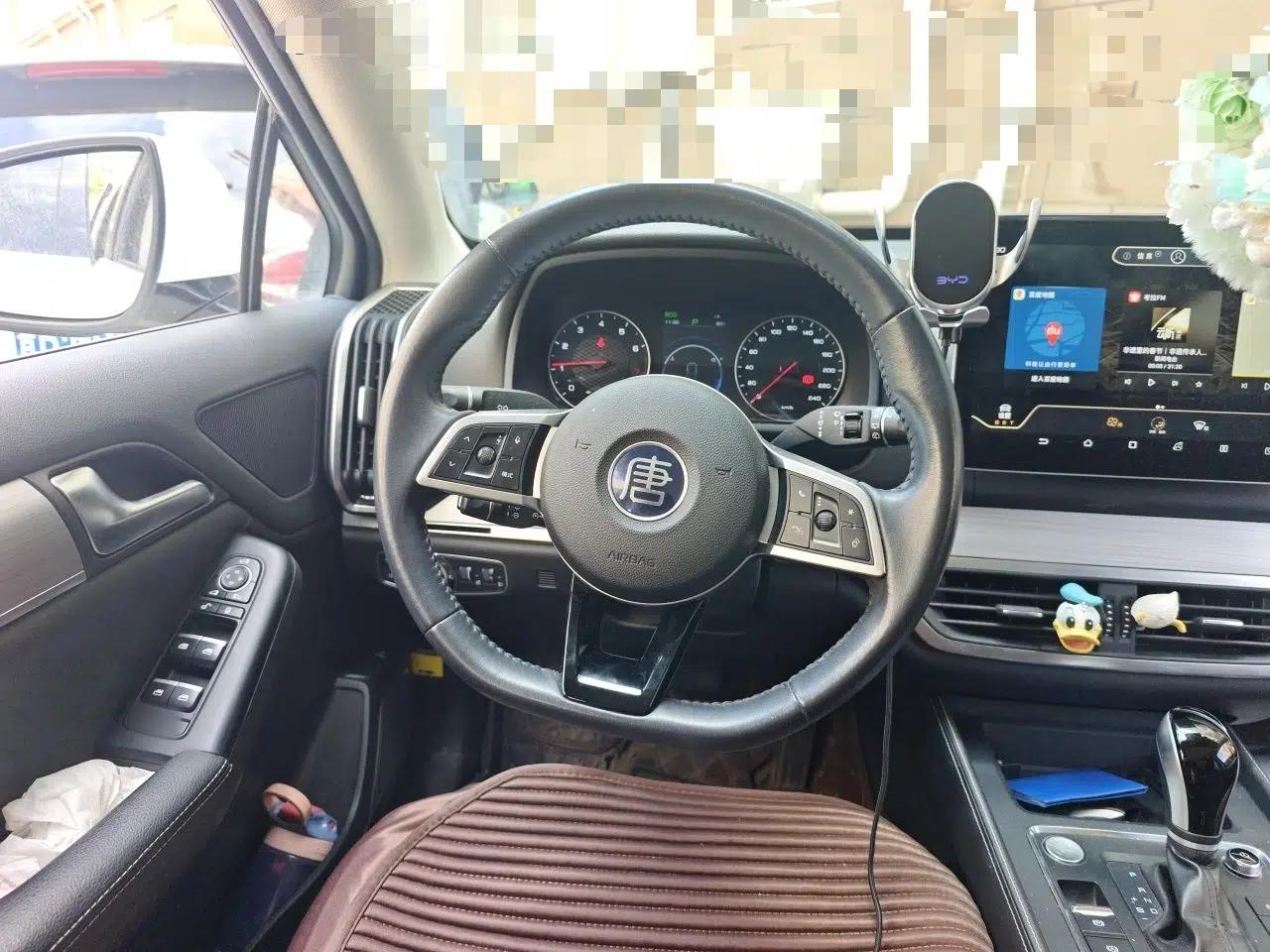 BYD Tang 2018 2.0T Automatic SmartConnect Luxury Edition 5 Seats China V Standard — миниатюра 10