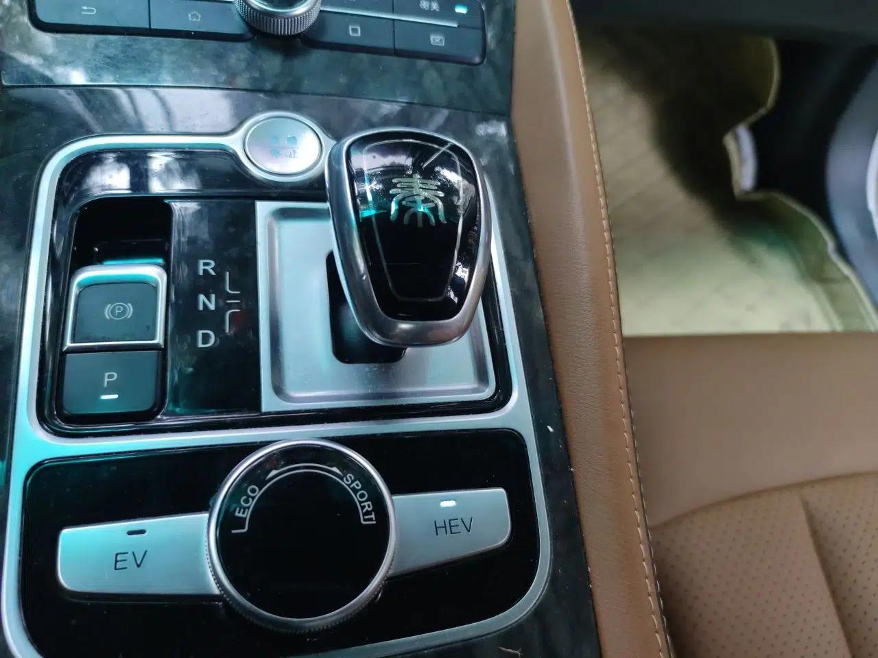 BYD Qin New Energy 2017 1.5T Luxury Model — миниатюра 14