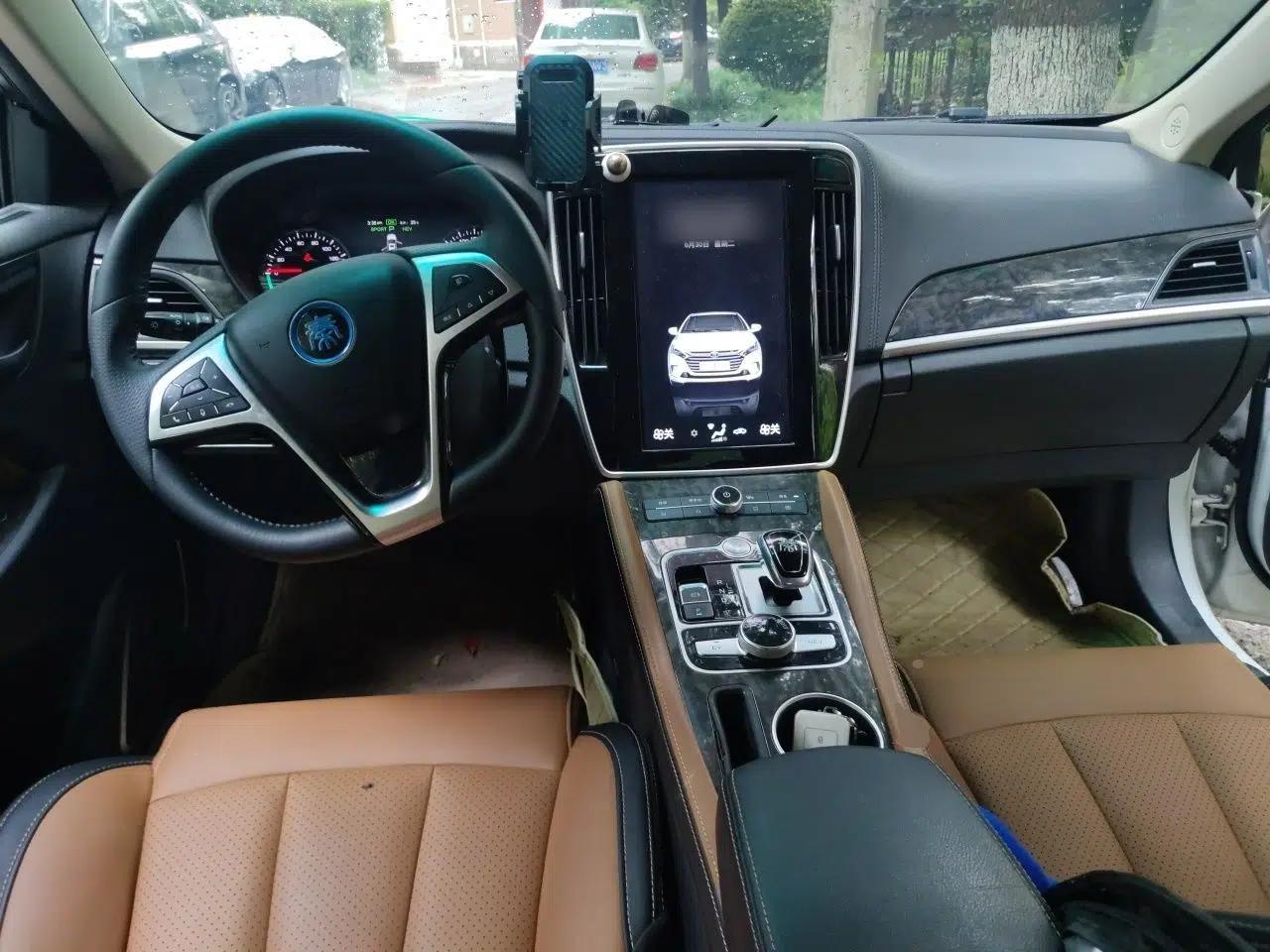 BYD Qin New Energy 2017 1.5T Luxury Model — миниатюра 9