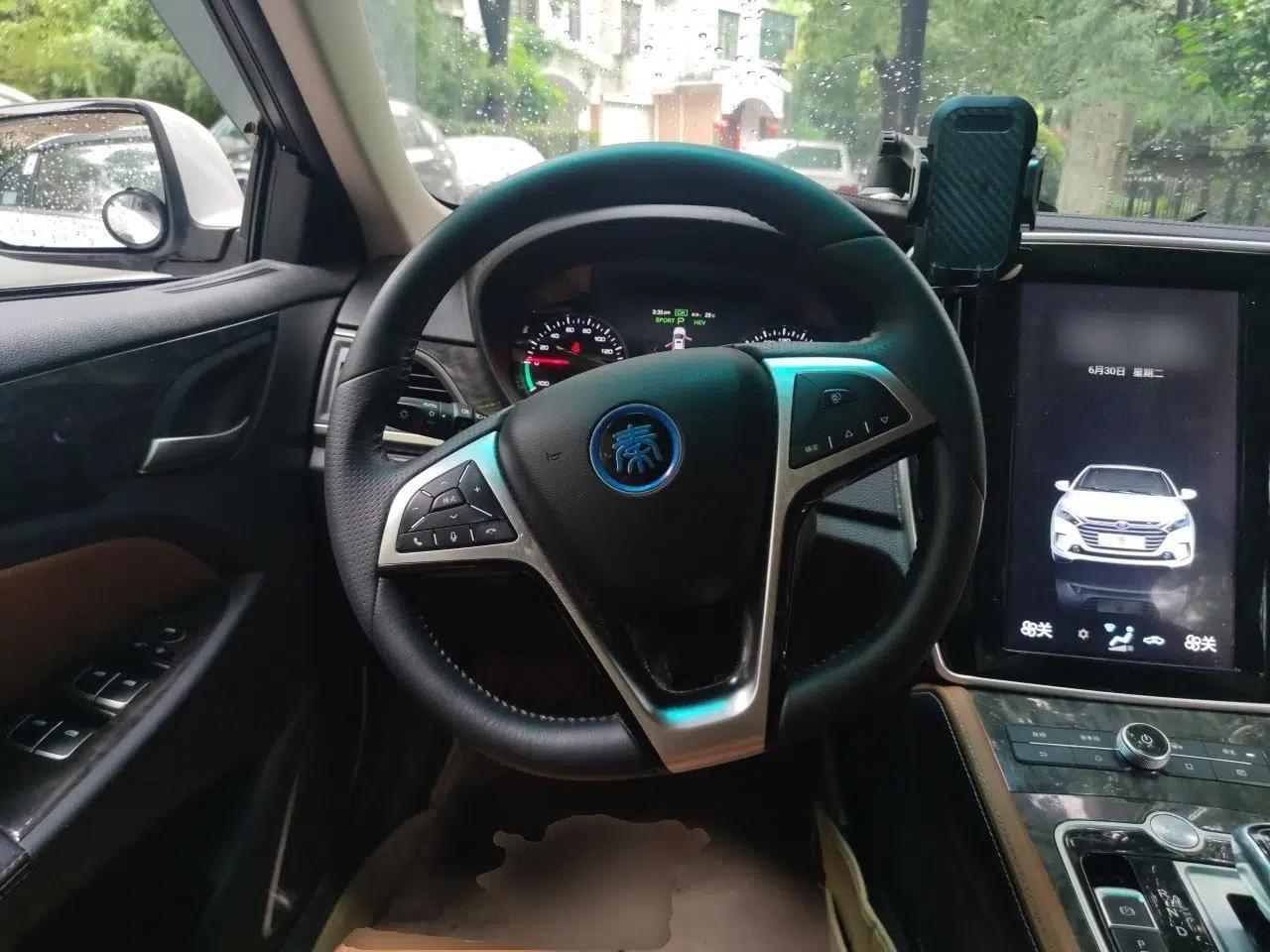 BYD Qin New Energy 2017 1.5T Luxury Model — миниатюра 10