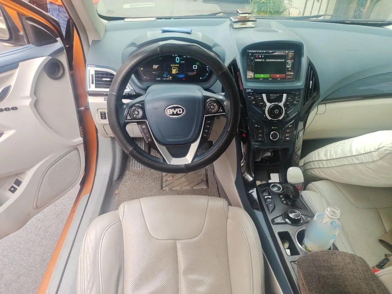 BYD Qin New Energy 2014 1.5T Flagship Model — миниатюра 10