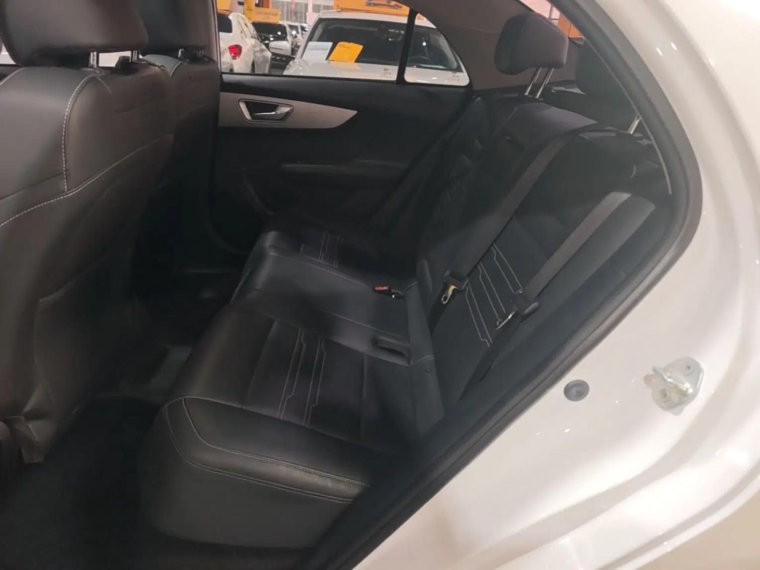 BYD Qin New Energy 2021 Travel Edition — миниатюра 20