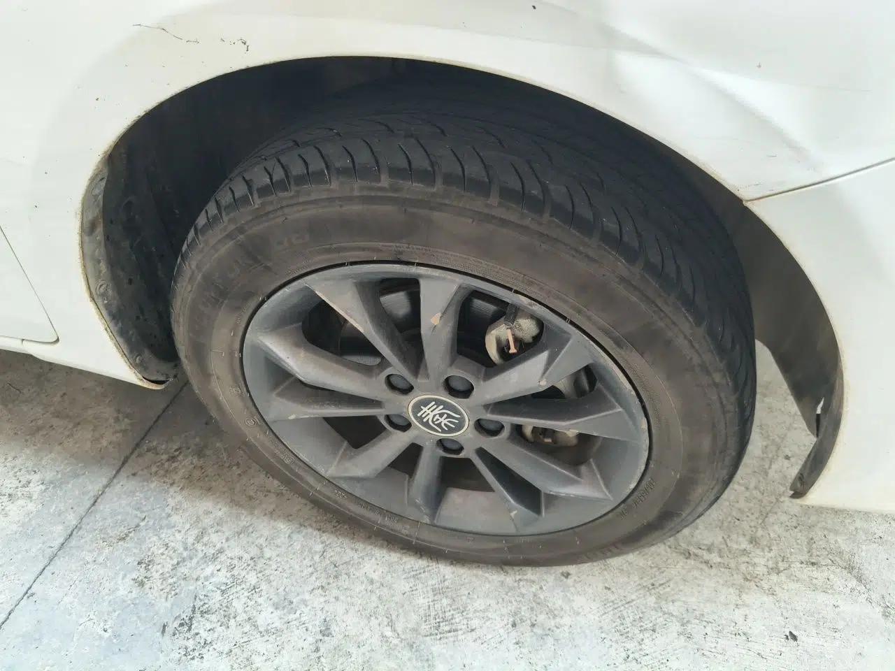 BYD Qin New Energy 2021 Travel Edition — миниатюра 8