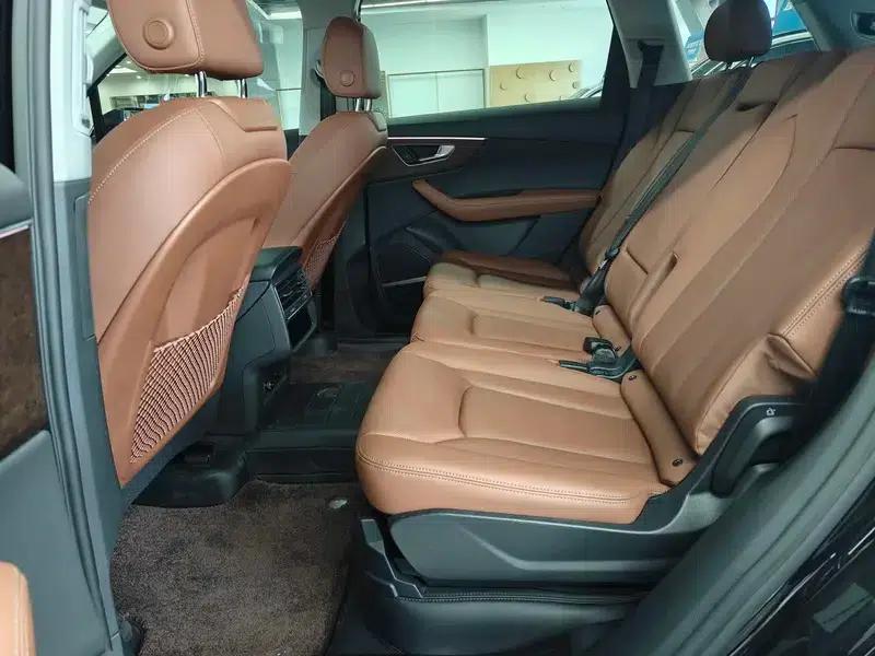 Audi Q7 2025 55 TFSI quattro S line Black Knight Edition — миниатюра 16