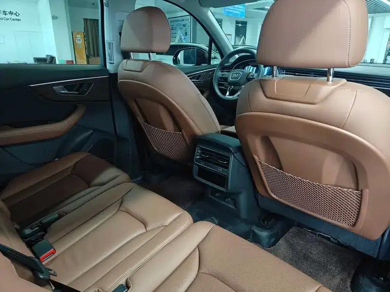 Audi Q7 2025 55 TFSI quattro S line Black Knight Edition — миниатюра 17