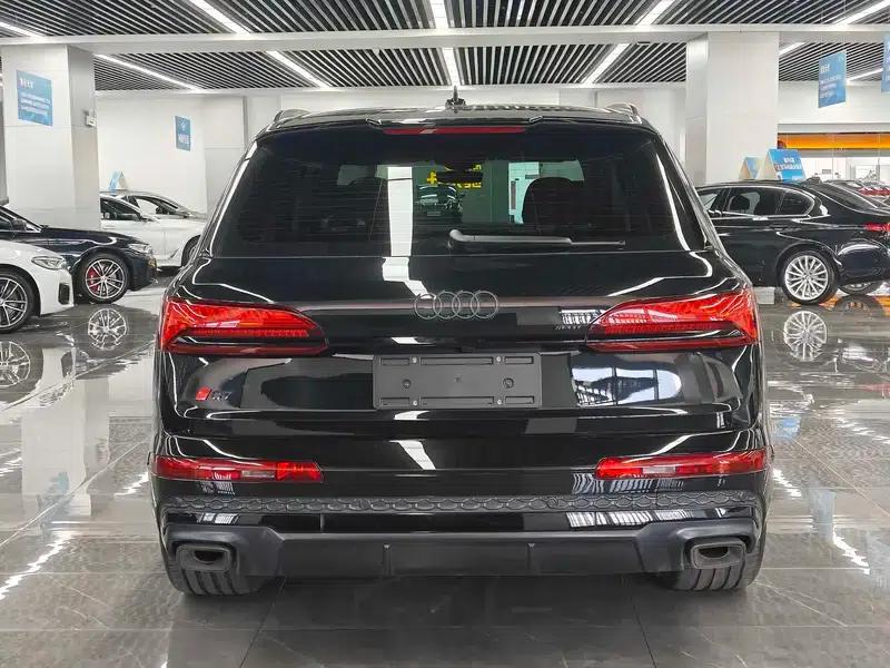 Audi Q7 2025 55 TFSI quattro S line Black Knight Edition — миниатюра 4