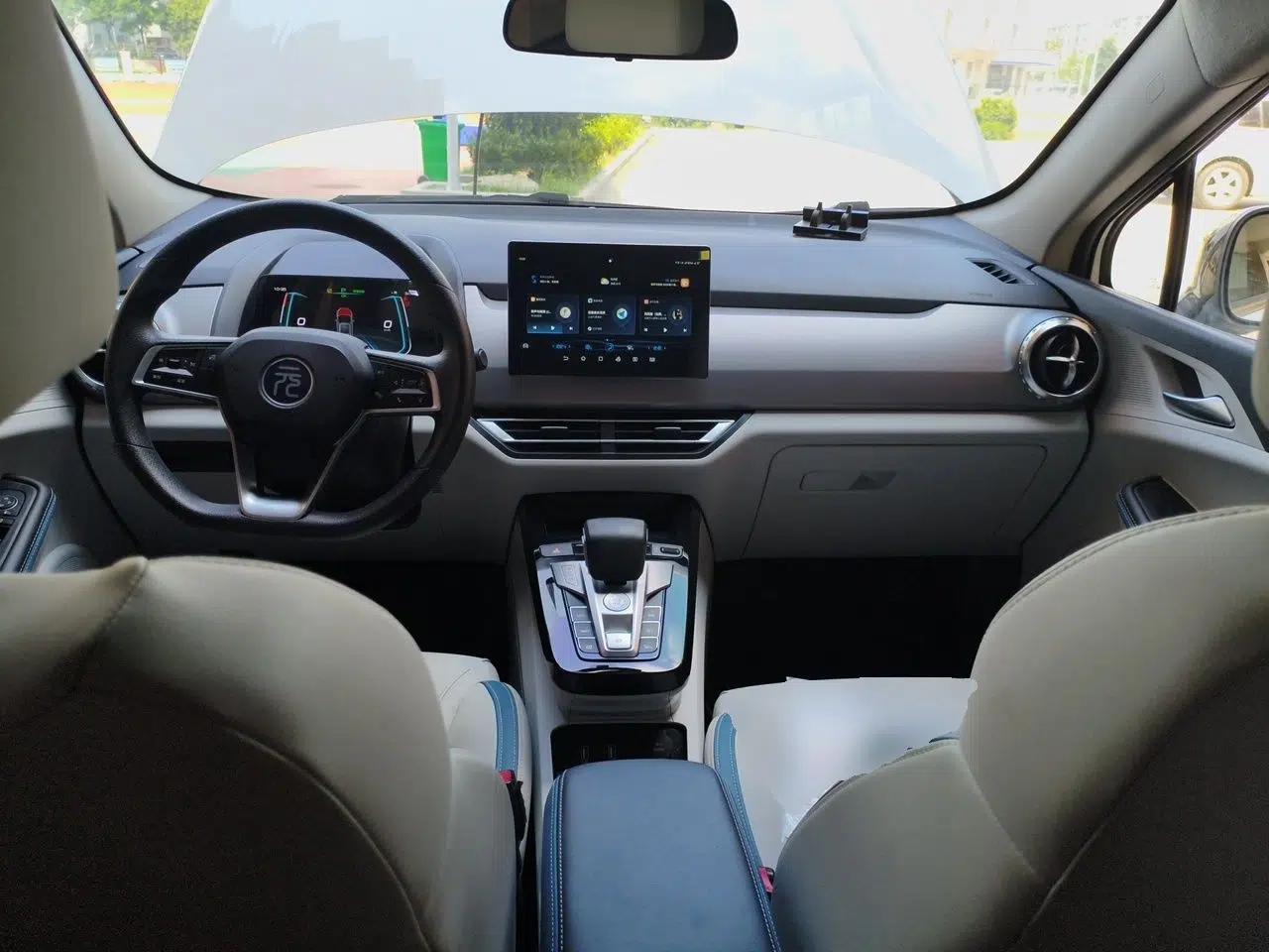 BYD Yuan Pro 2023 320KM Luxury Version — миниатюра 6