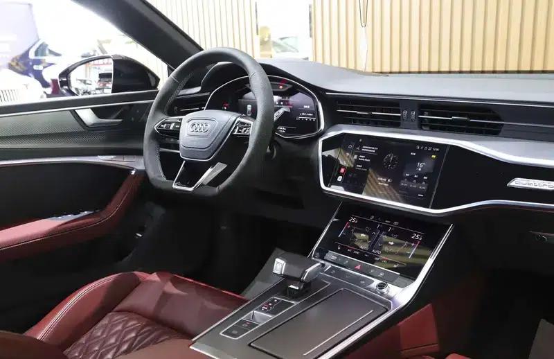 2024 Audi A7L 45 TFSI quattro Black Edition — миниатюра 11